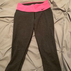 Capri Nike Work Out Pants